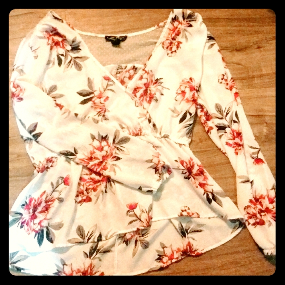 Miss Lilly flower 2xl Blouse